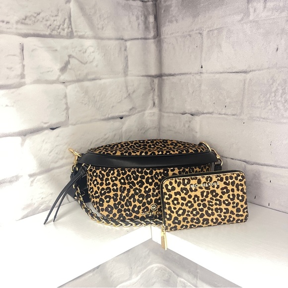 Michael Kors Leopard Print Bag and Wallet Set - Picture 1 of 12